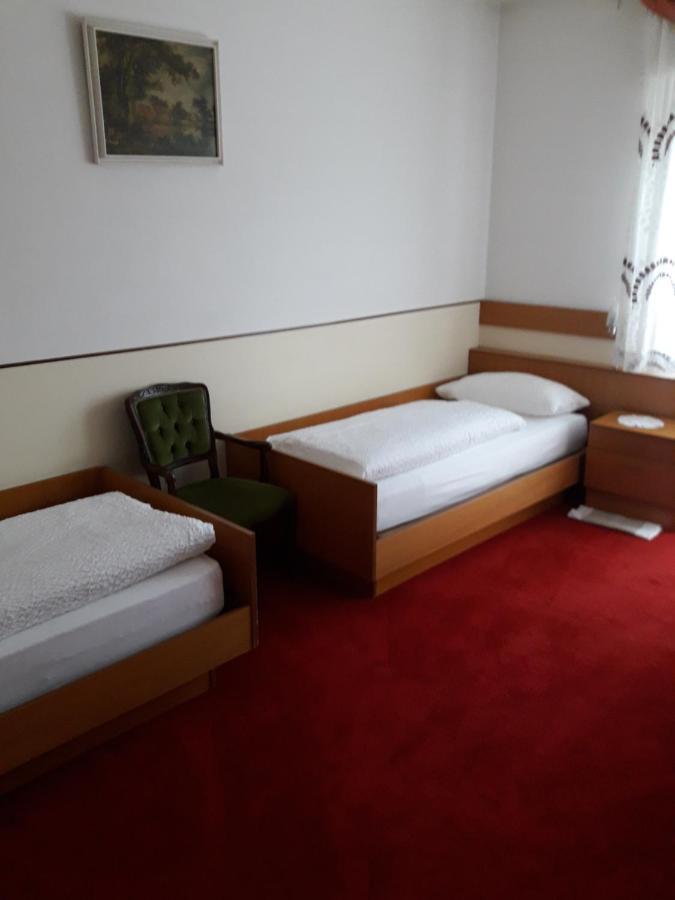 Classic Twin Room