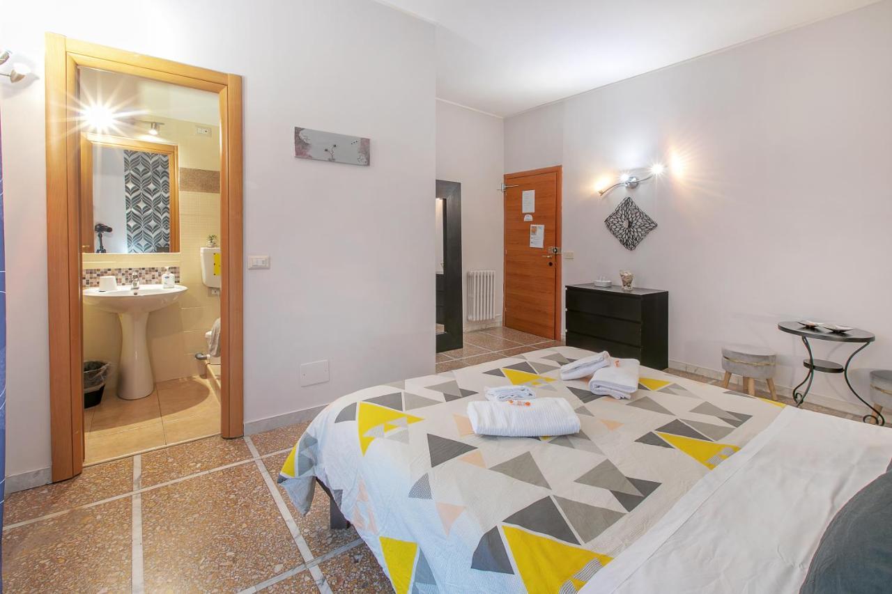 Large Double Room