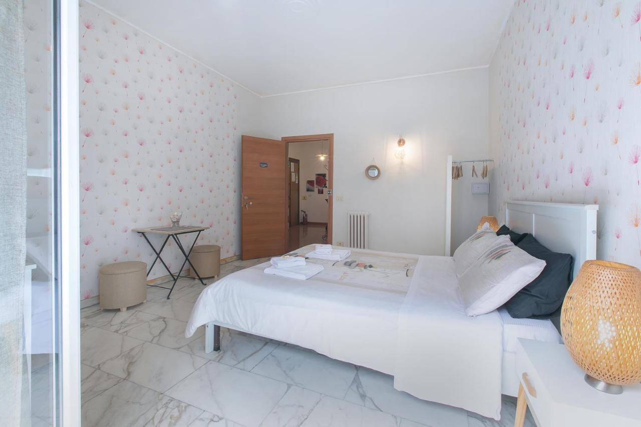 Double Room Private External Bathroom