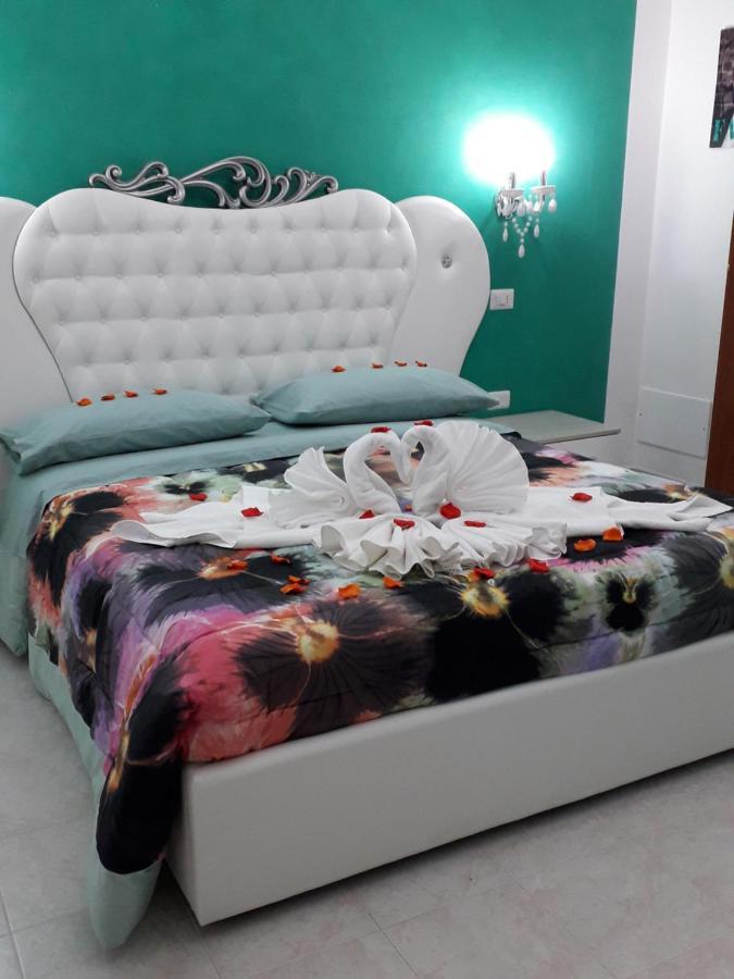 Deluxe Double Room with Balcony,1033498487:JPEG
