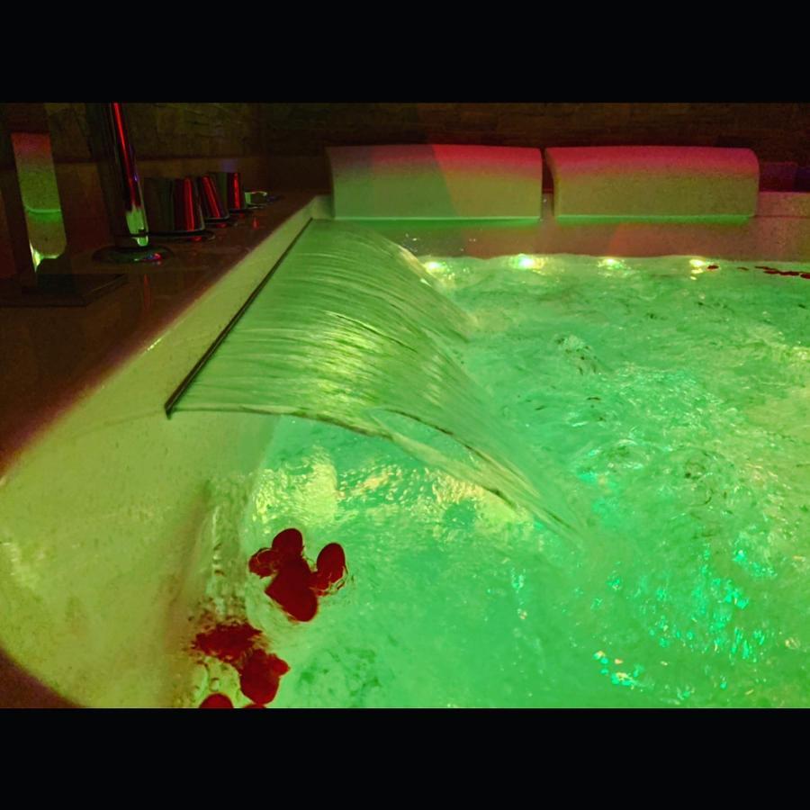 Suite Spa Bath