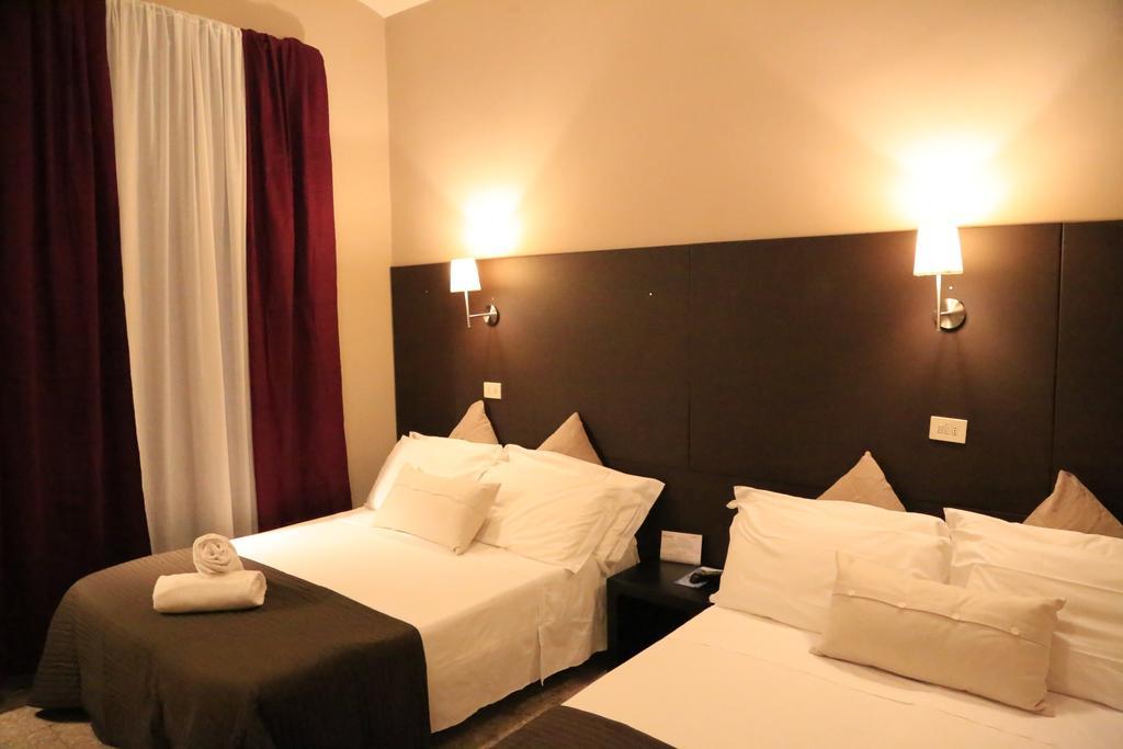 Camera Matrimoniale Economy con Letto Supplementare
