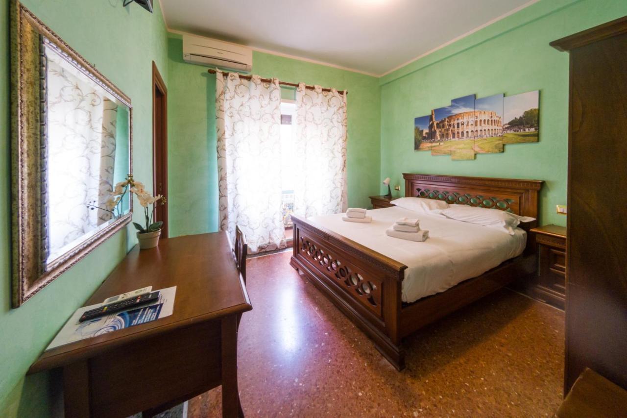 Double Room Private Bathroom