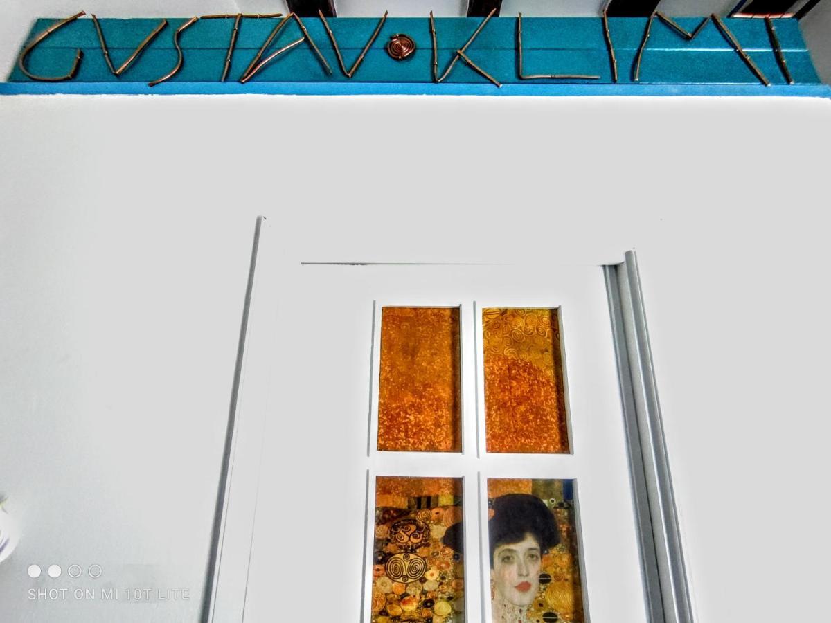 Camera Matrimoniale con Balcone