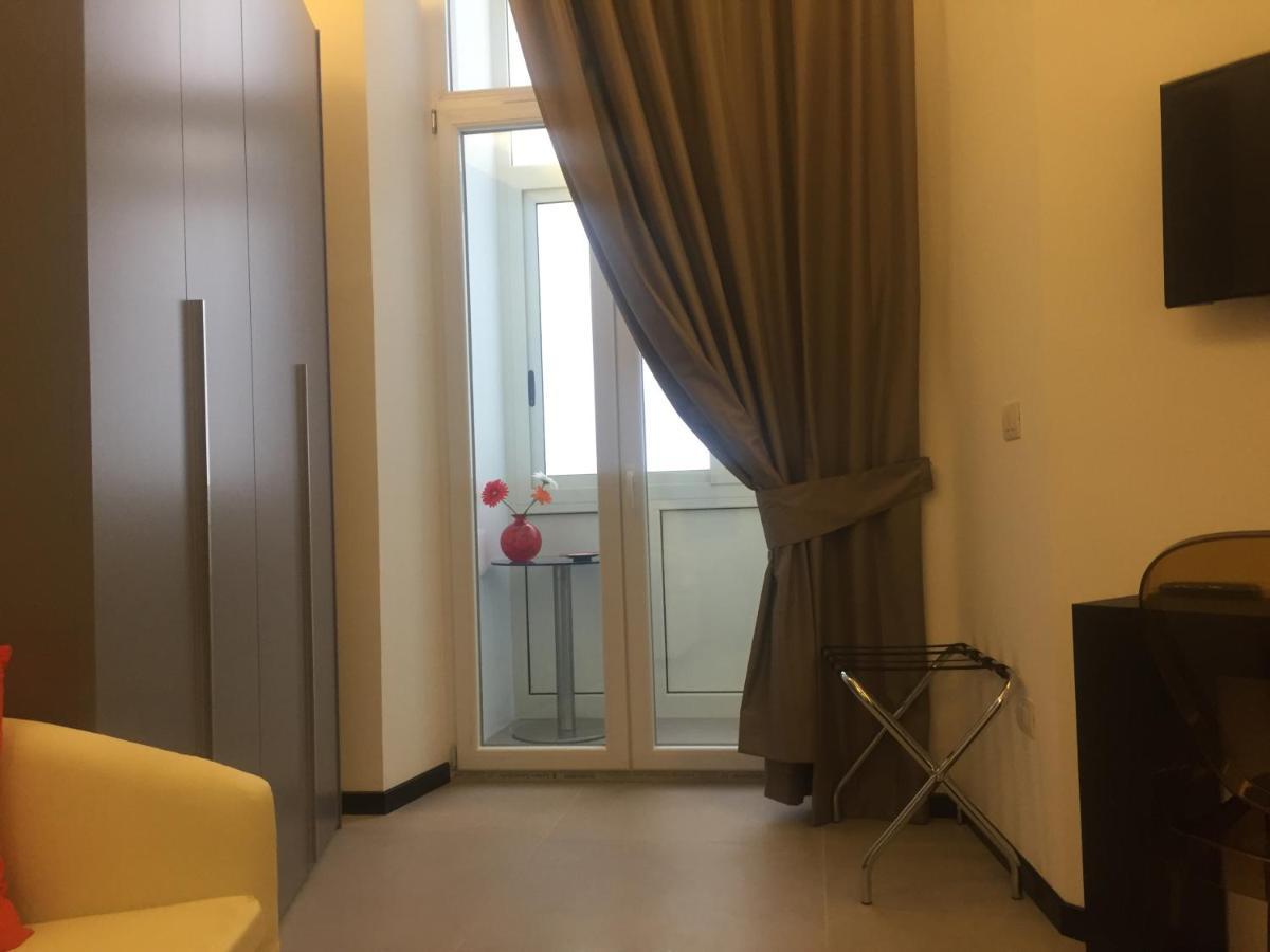 Camera Matrimoniale/Doppia con Letti Singoli con Bagno Privato