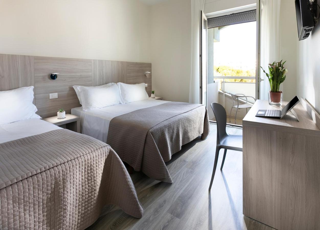 Triple Room,1151917830:JPEG