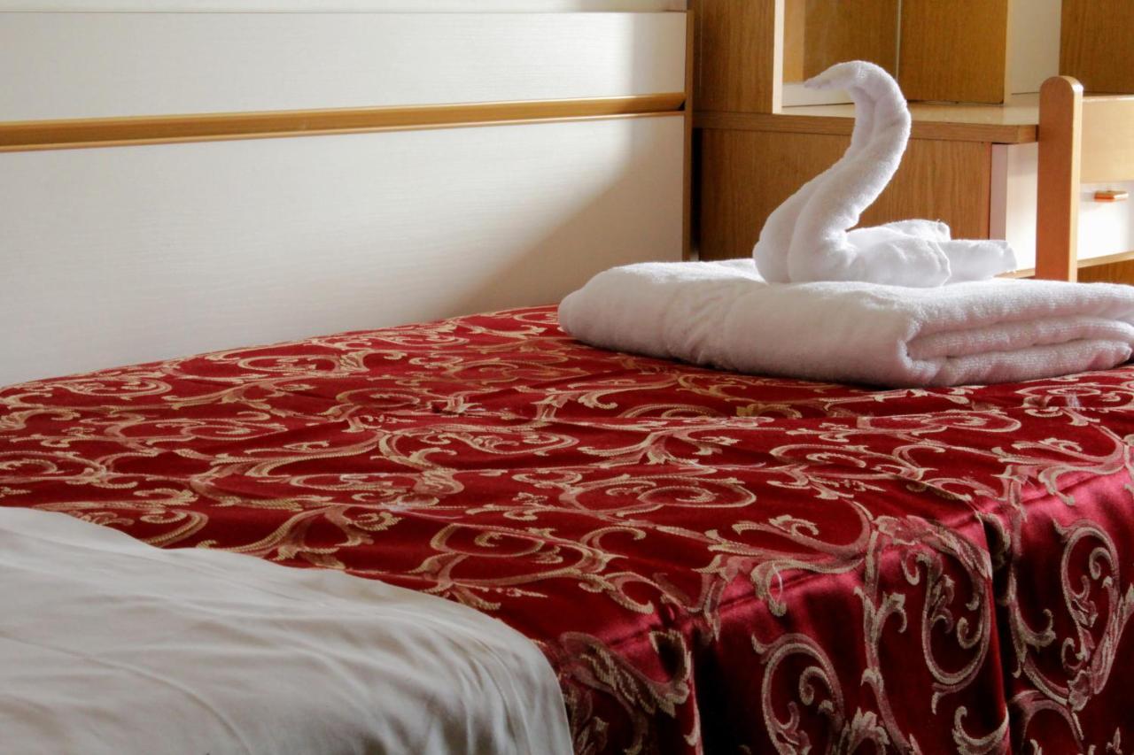 Single Room with Private Bathroom,1151966322:JPEG