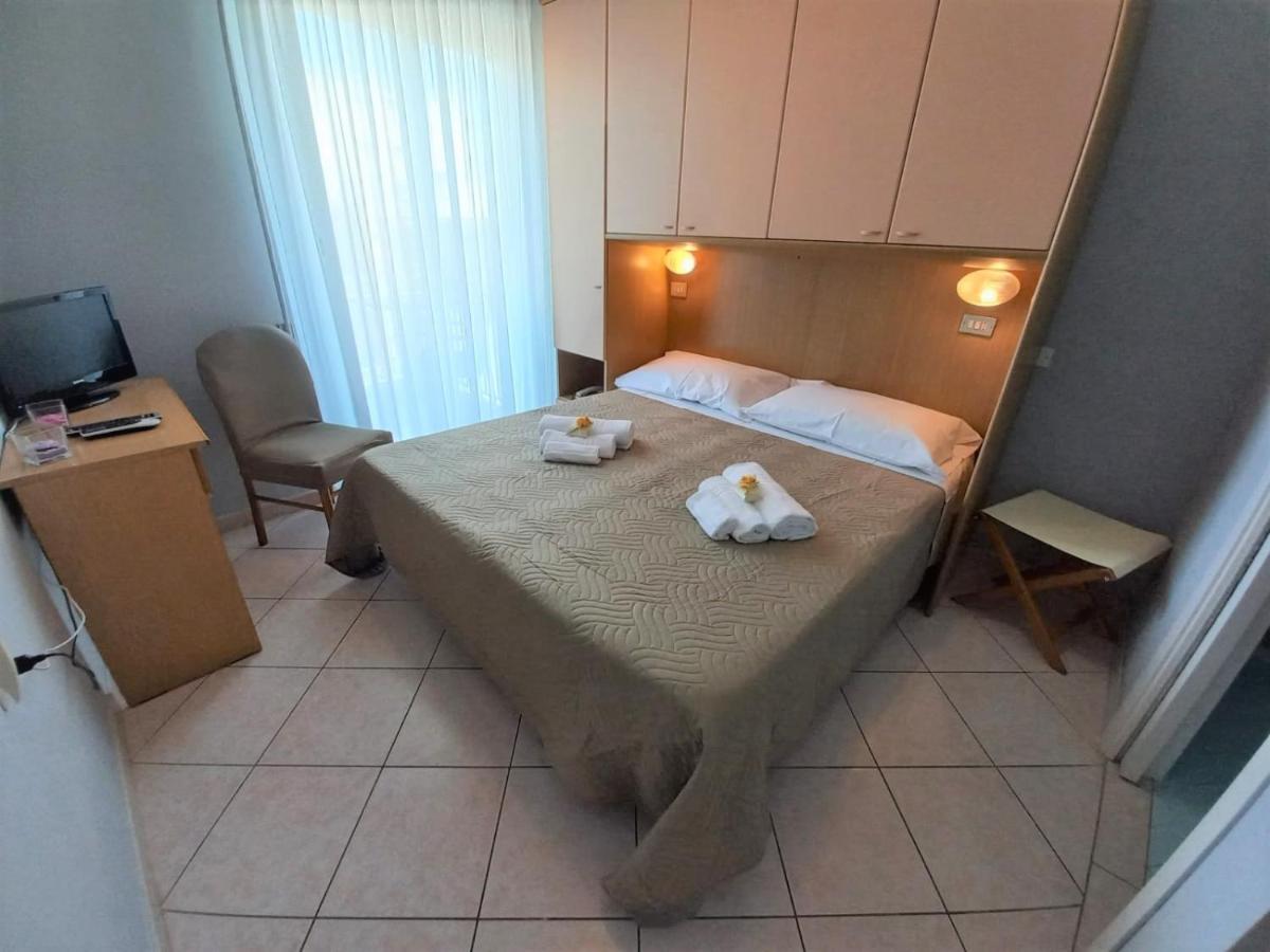 Double Room,1164783720:JPEG