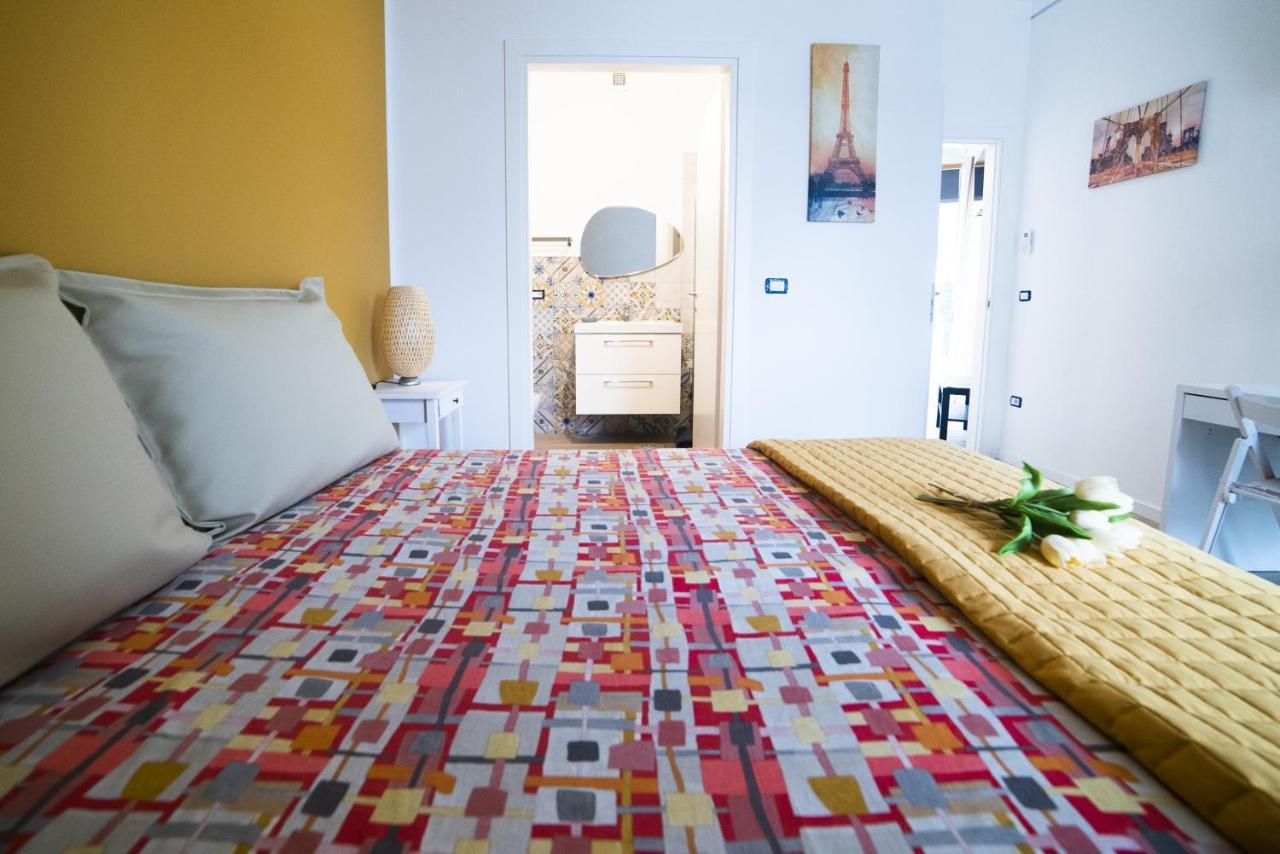 Double Room,1165901037:JPEG