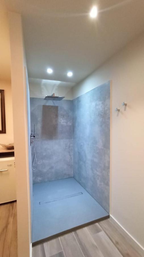 King Room Spa Bath