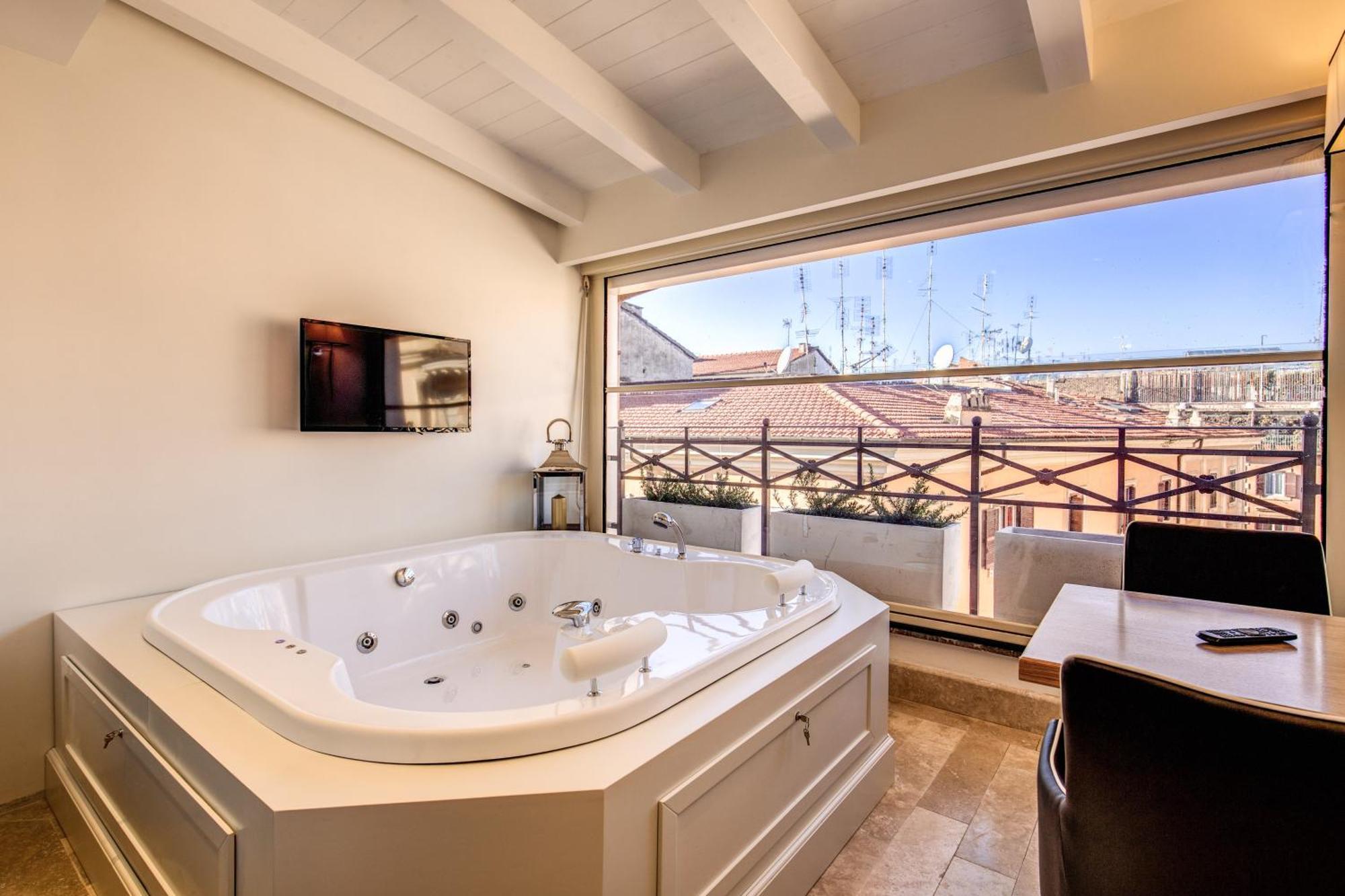 Suite Spa Bath