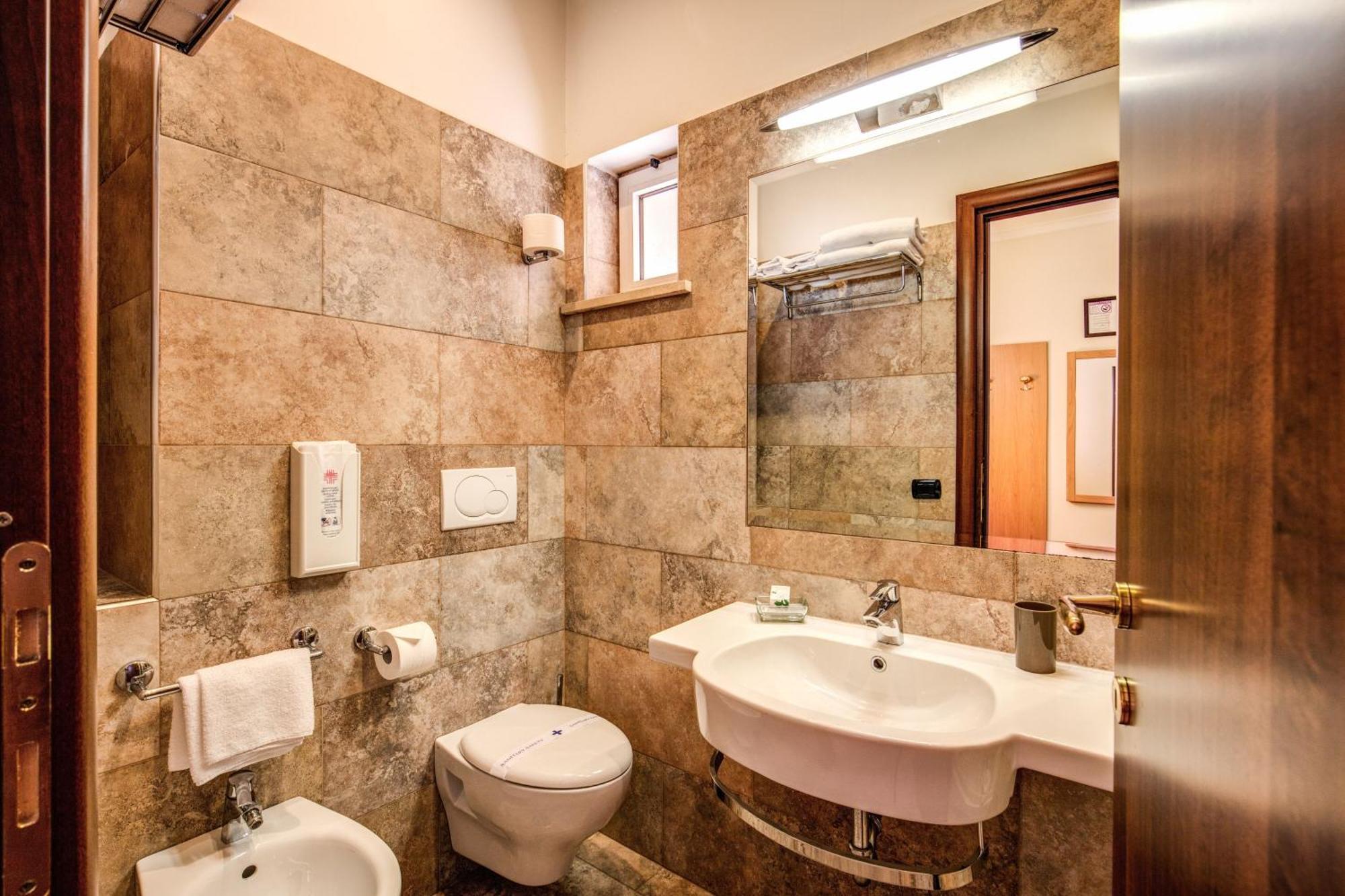 Economy Double Room