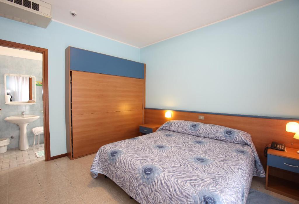 Standard Triple Room,12346454:JPEG