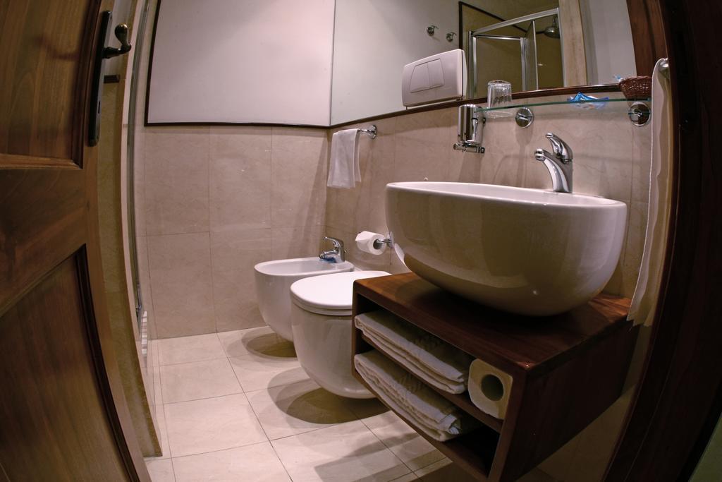 Camera Matrimoniale Economy con Bagno Privato