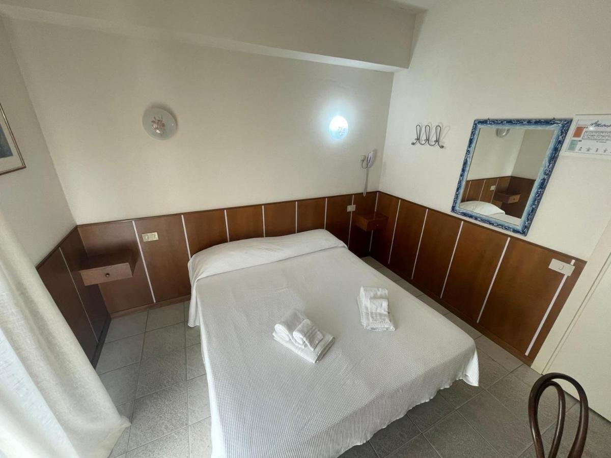 Economy Double Room,1262764126:JPEG