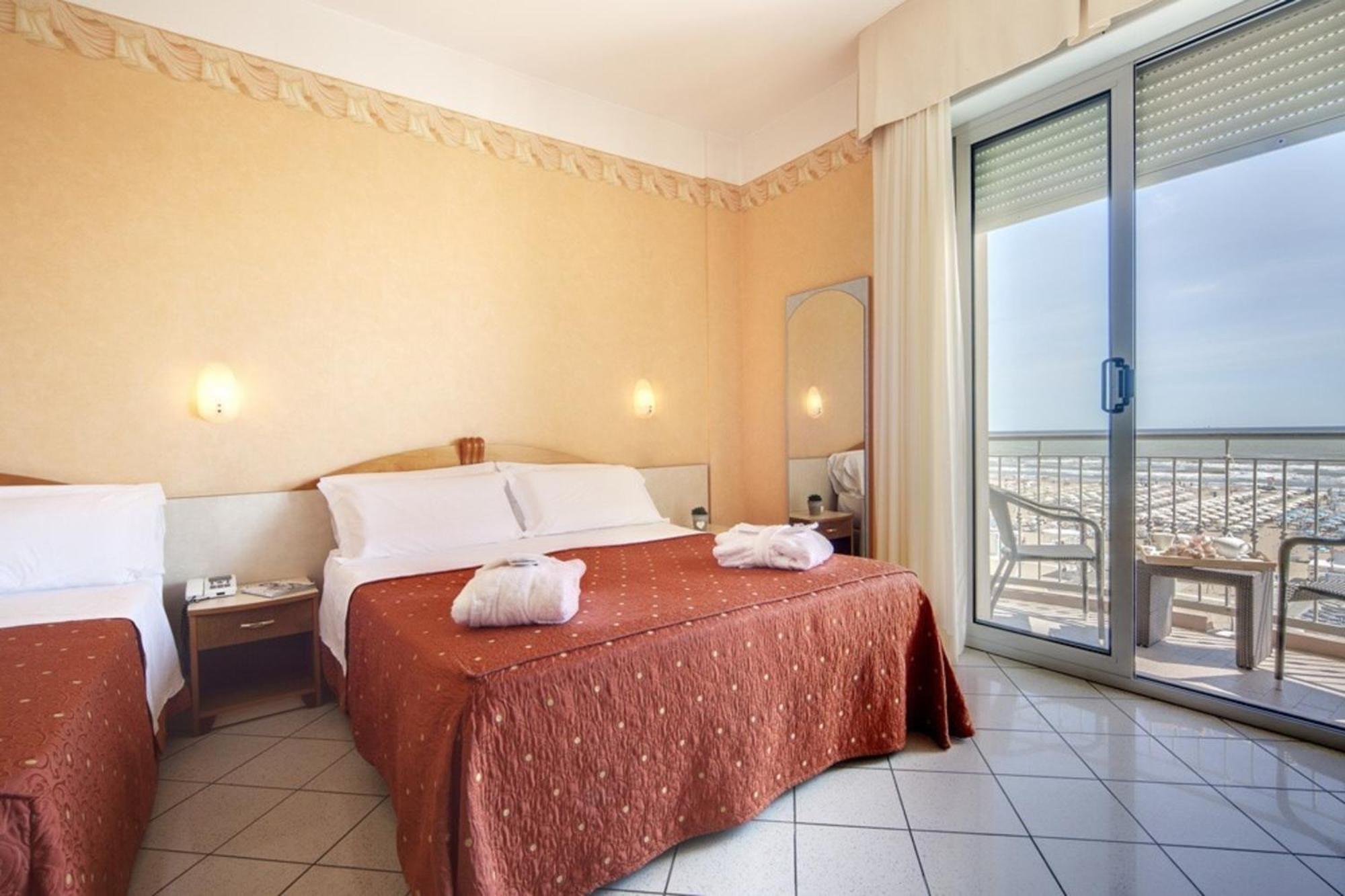 Triple Room,681678687:JPEG