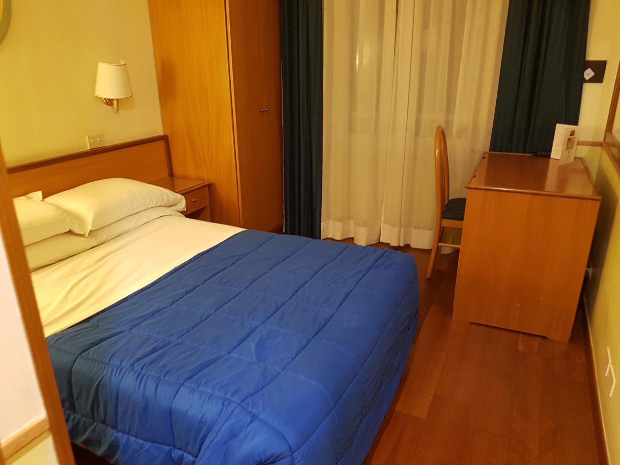 Camera Economy con Letto Matrimoniale