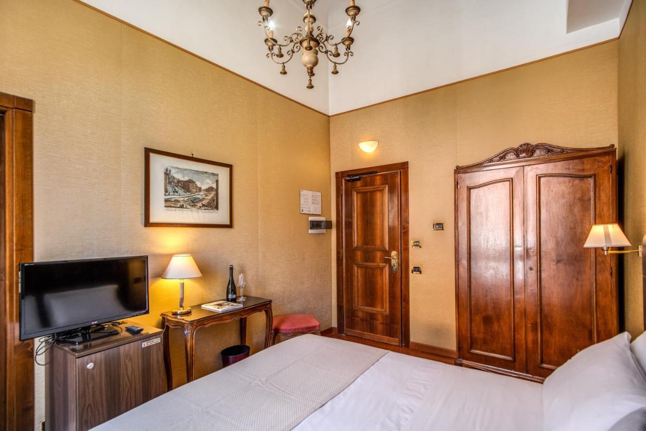 Small Double Room,1299521683:JPEG