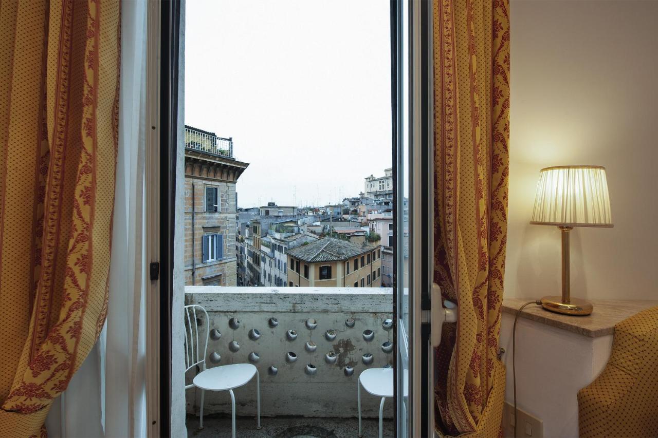 Camera Doppia con Letti Singoli con Balcone