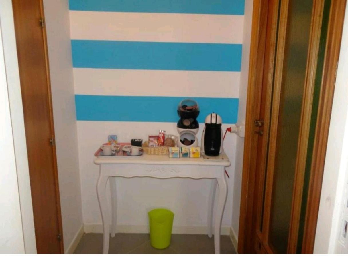 Double or Twin Room Private Bathroom