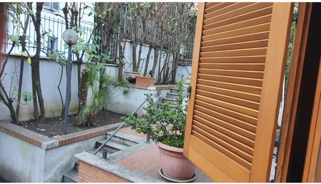 Appartamento con Vista Giardino