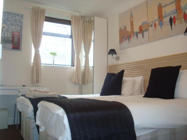 Double or Twin Room,46842379:JPEG