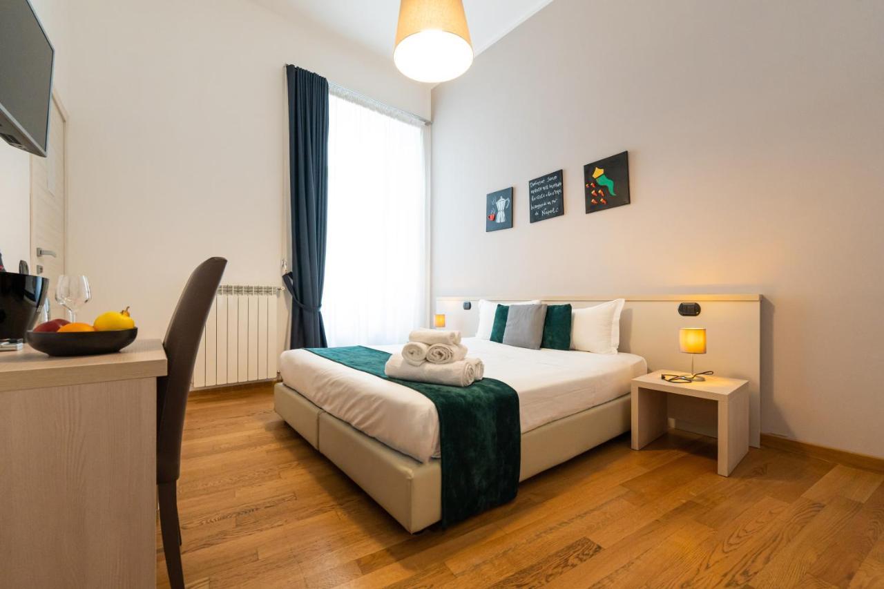 Camera Matrimoniale con Letto Supplementare