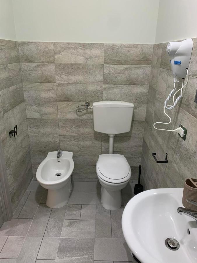 Camera Familiare con Bagno Privato