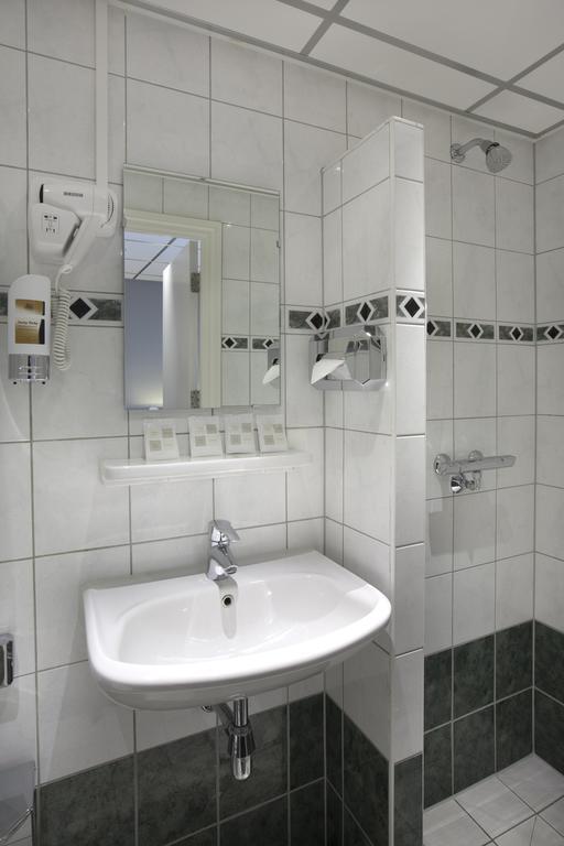 Twin Room,141175164:JPEG