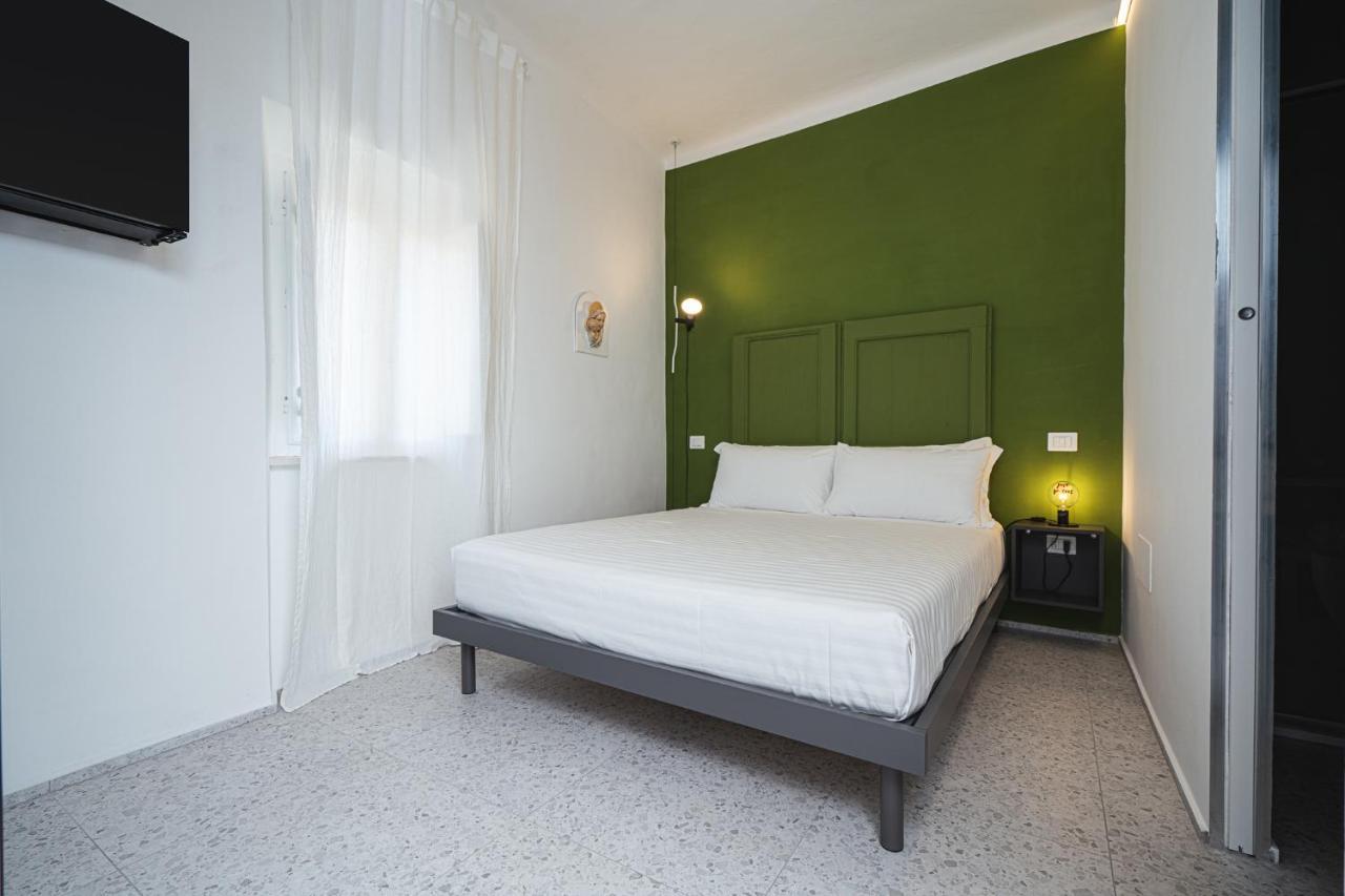 Double Room with Private Bathroom,1421697399:JPEG