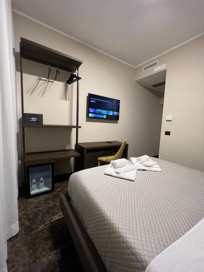 Double Room,1417335291:JPEG