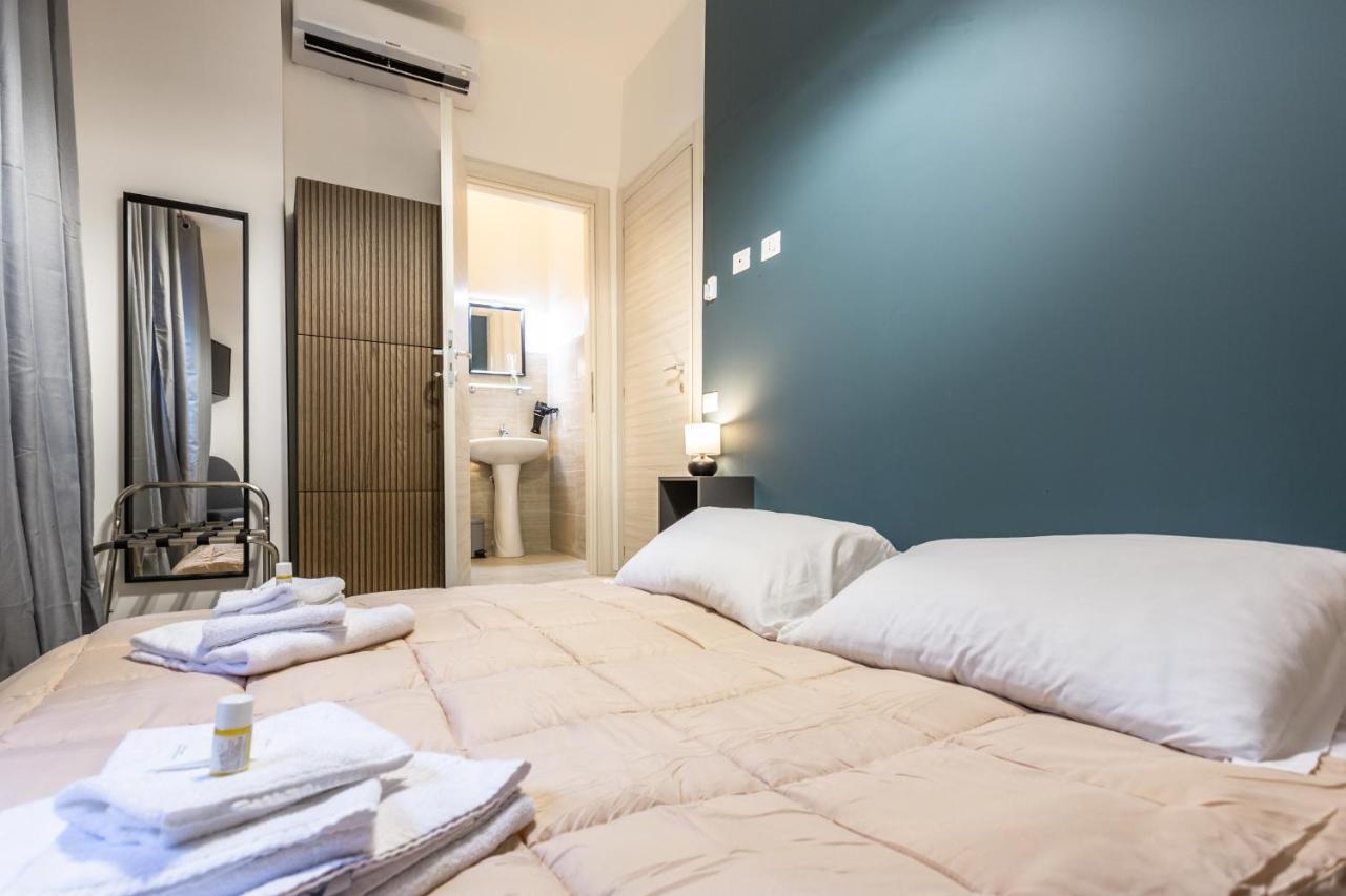 Double Room,1468046636:JPEG