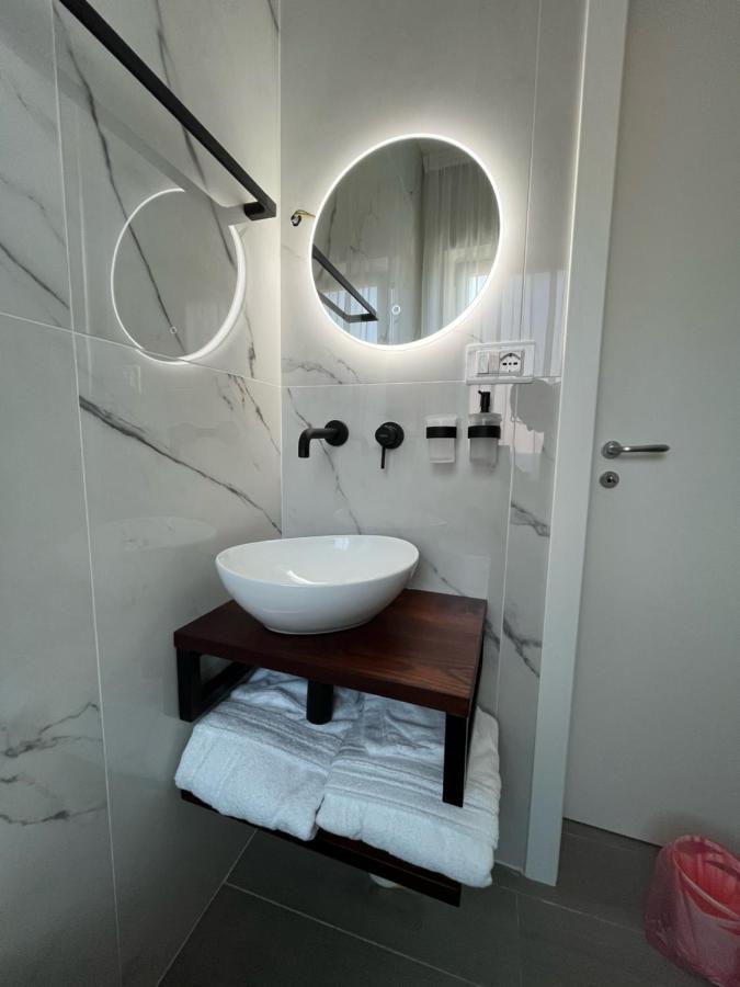 Deluxe Double Room Sea View,1470283904:JPEG