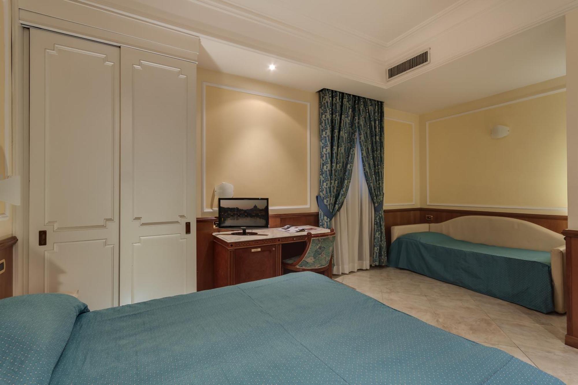 Quadruple Room,1209634441:JPEG