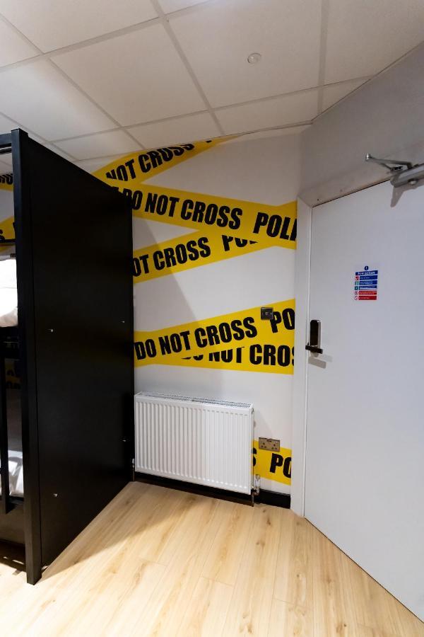 Posto Letto in Dormitorio Femminile con 6 Letti
