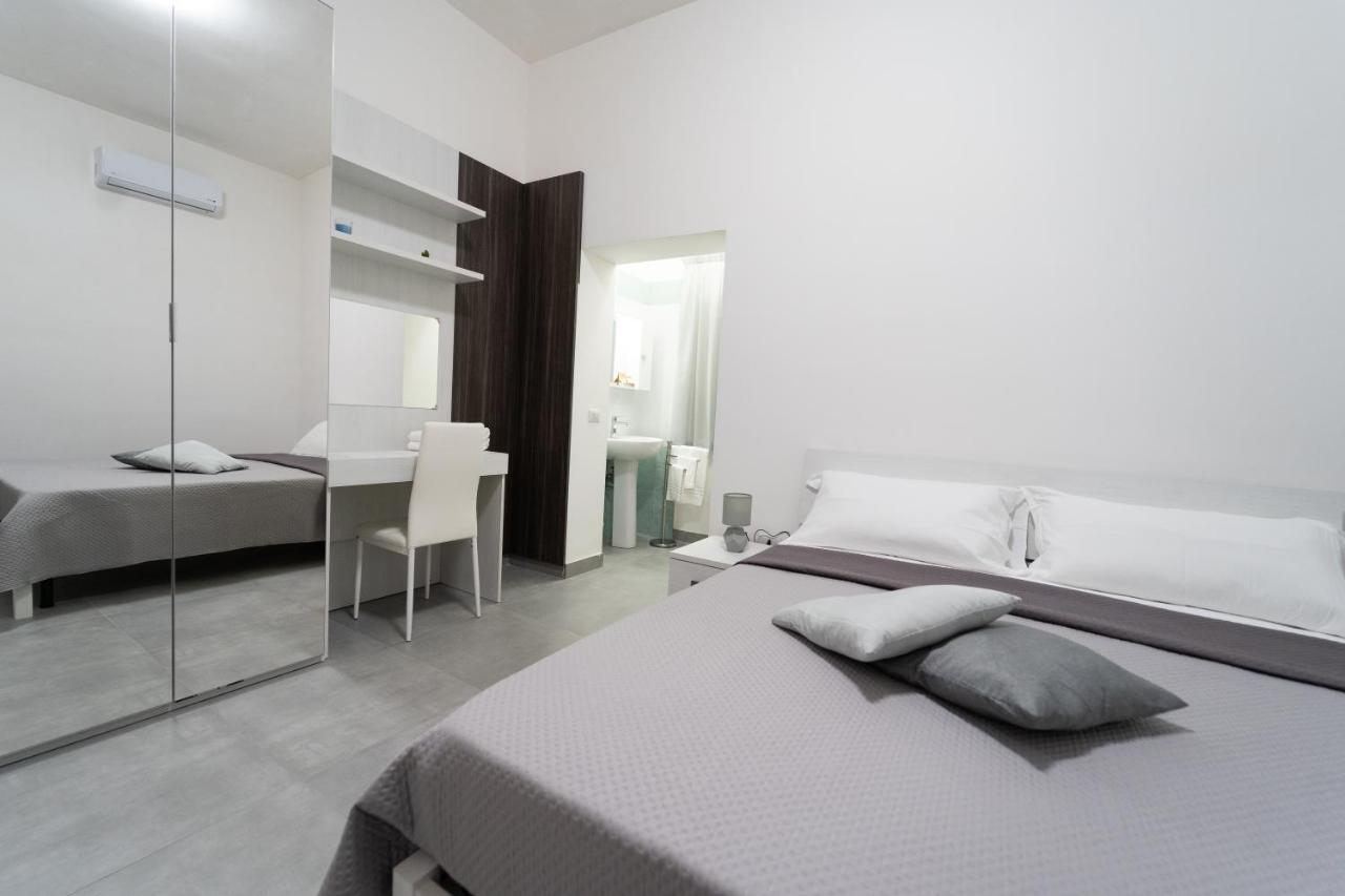 Deluxe Double Room,1616978407:JPEG