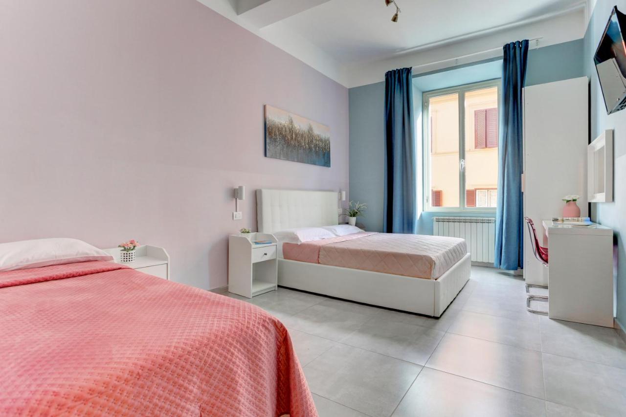 Camera Quadrupla con Bagno in Comune