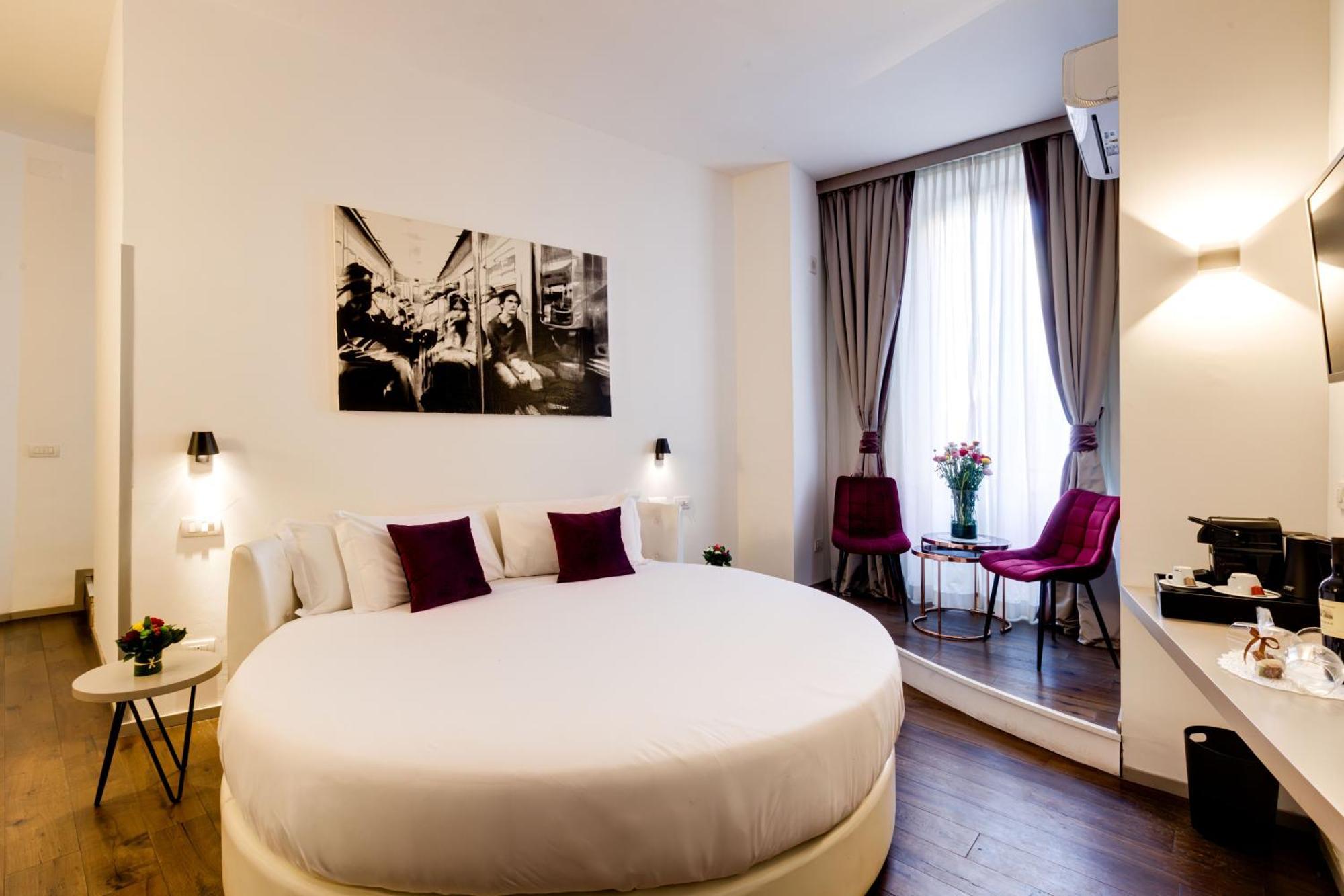 Deluxe Round Bed