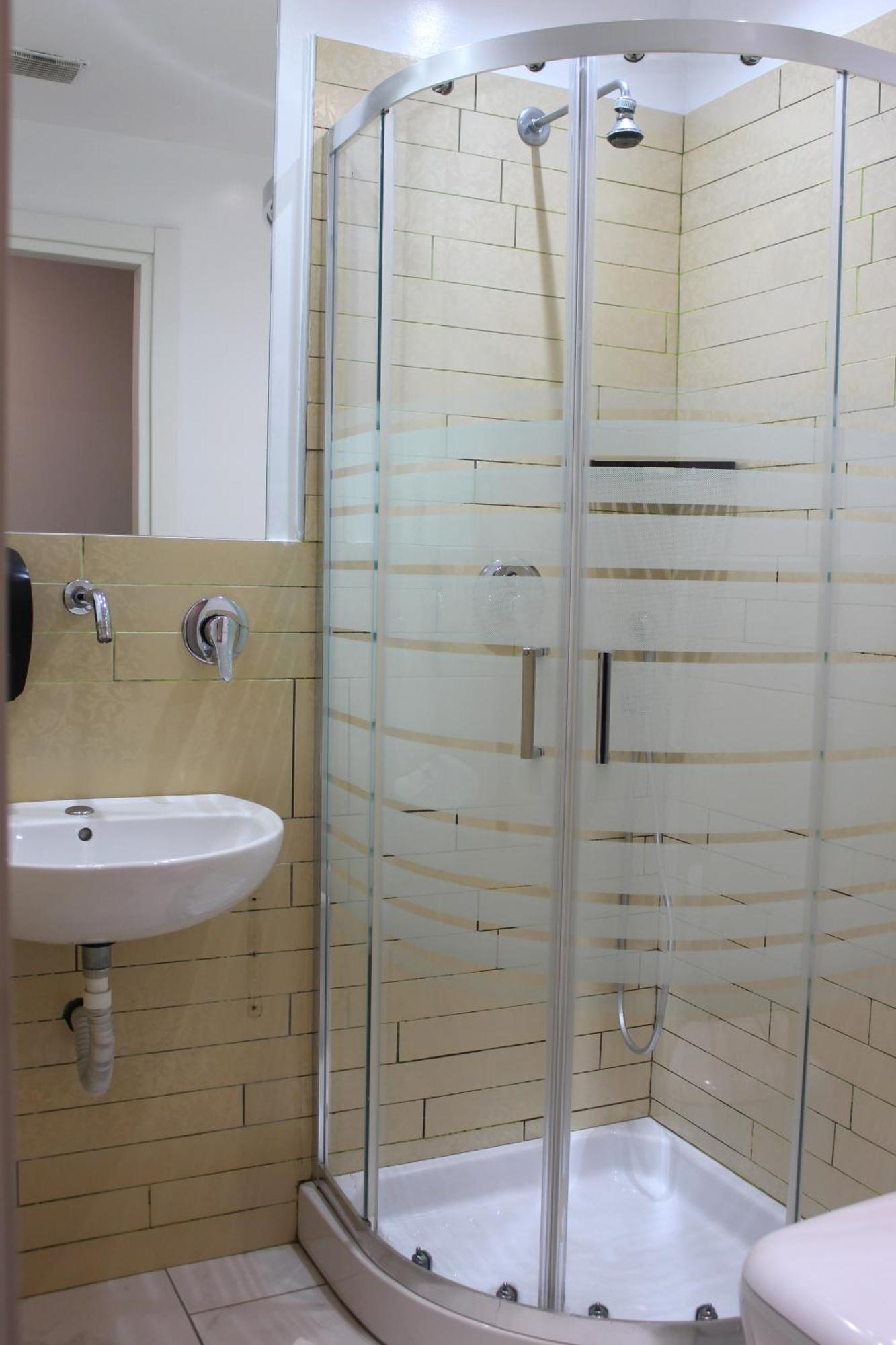 Family Room Private Bathroom