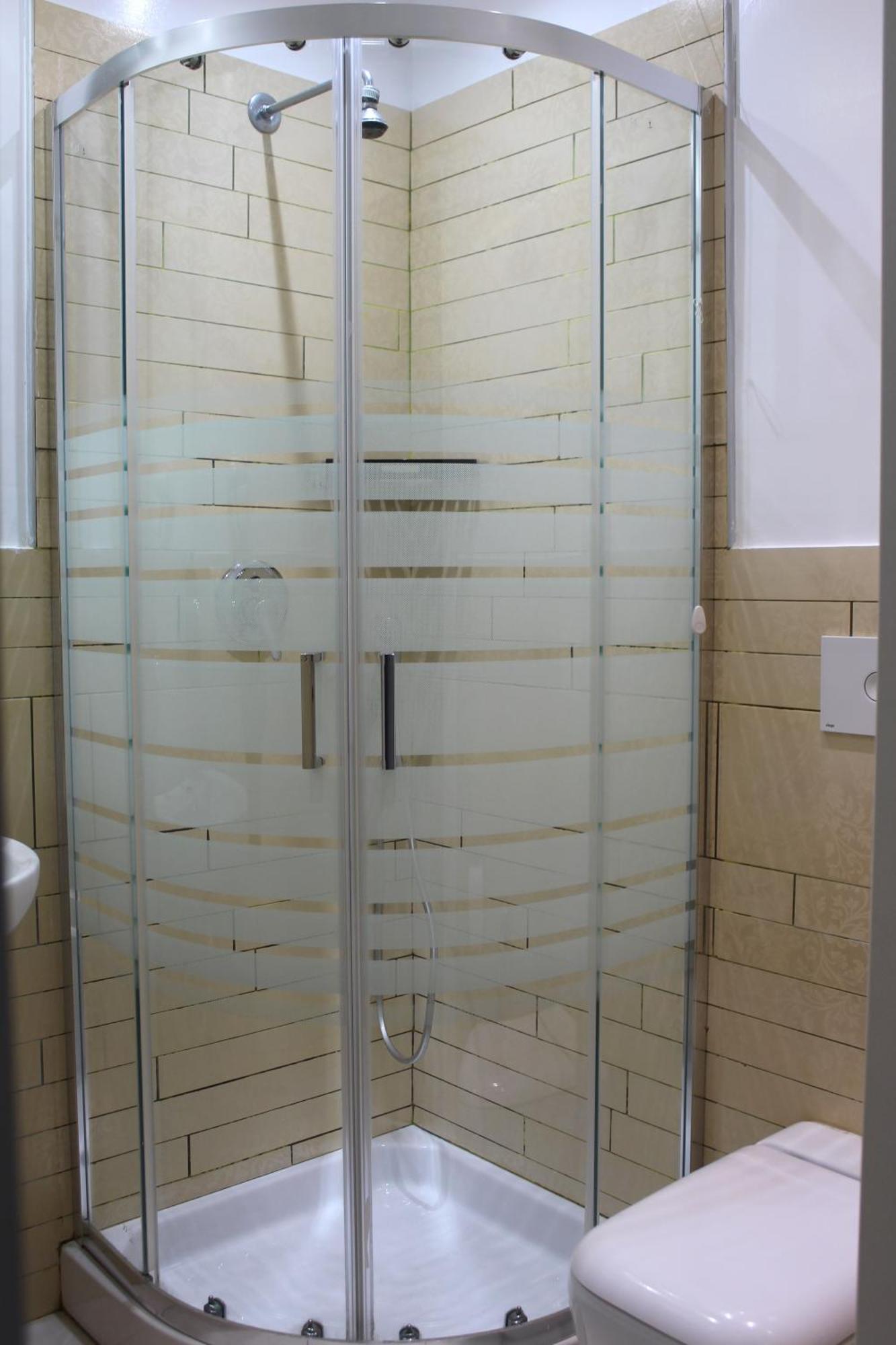Triple Room Private Bathroom