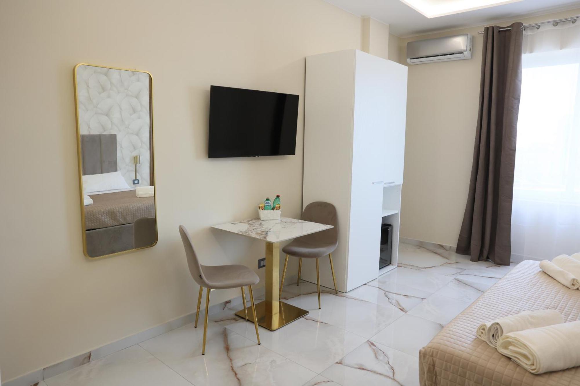 Superior King Room