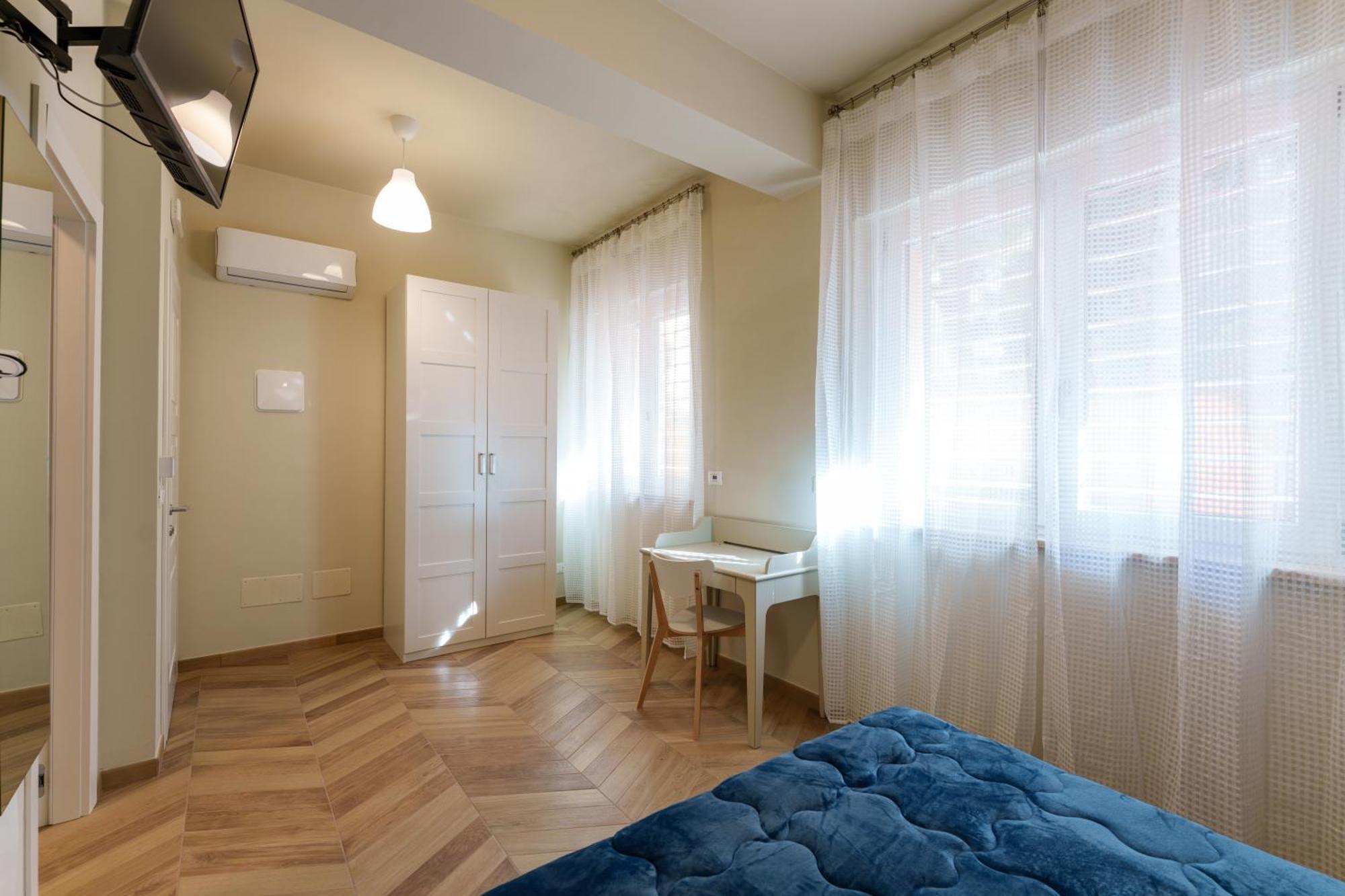 Double Room Private Bathroom