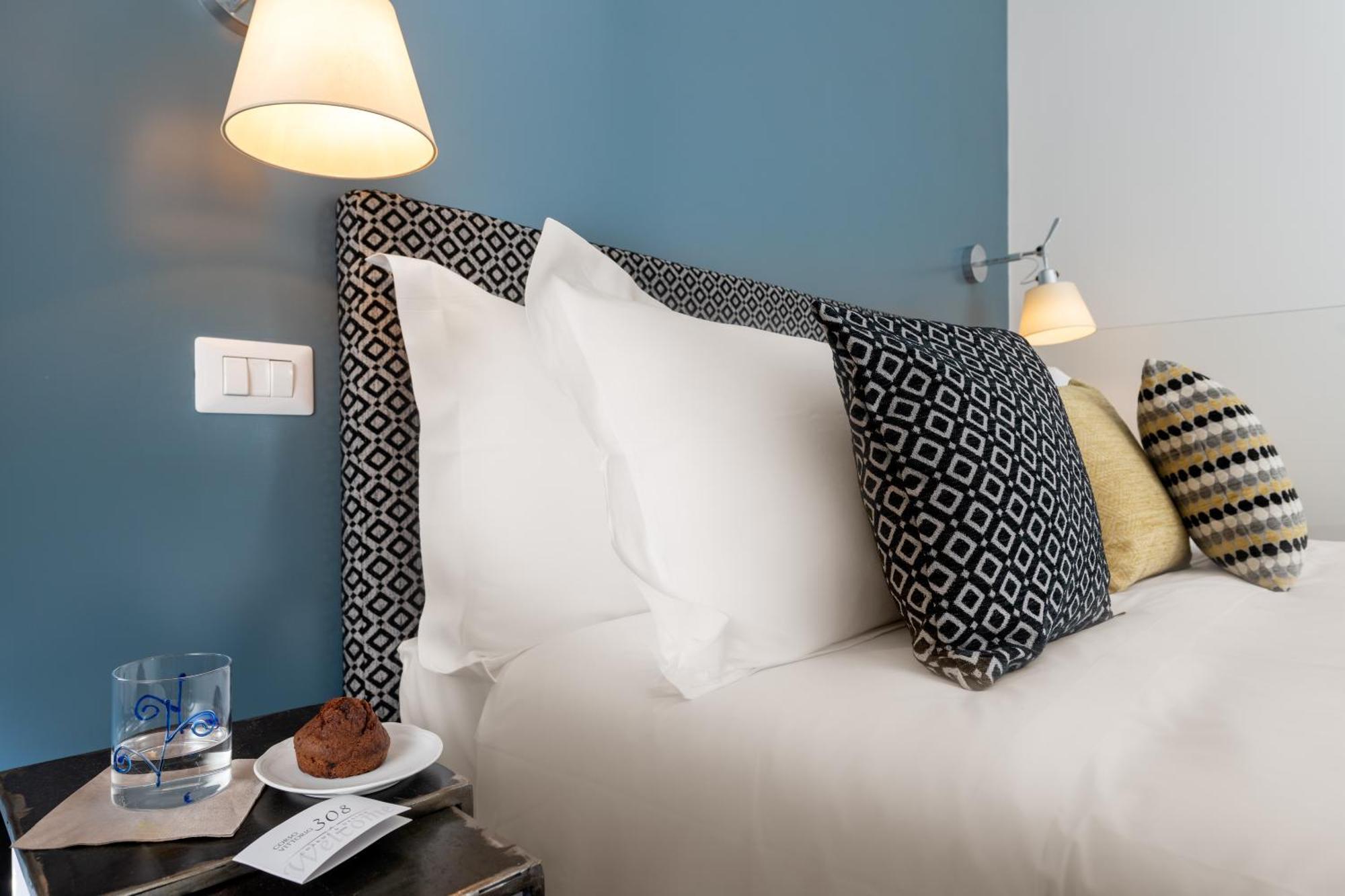 Small Double Room,1539103753:JPEG