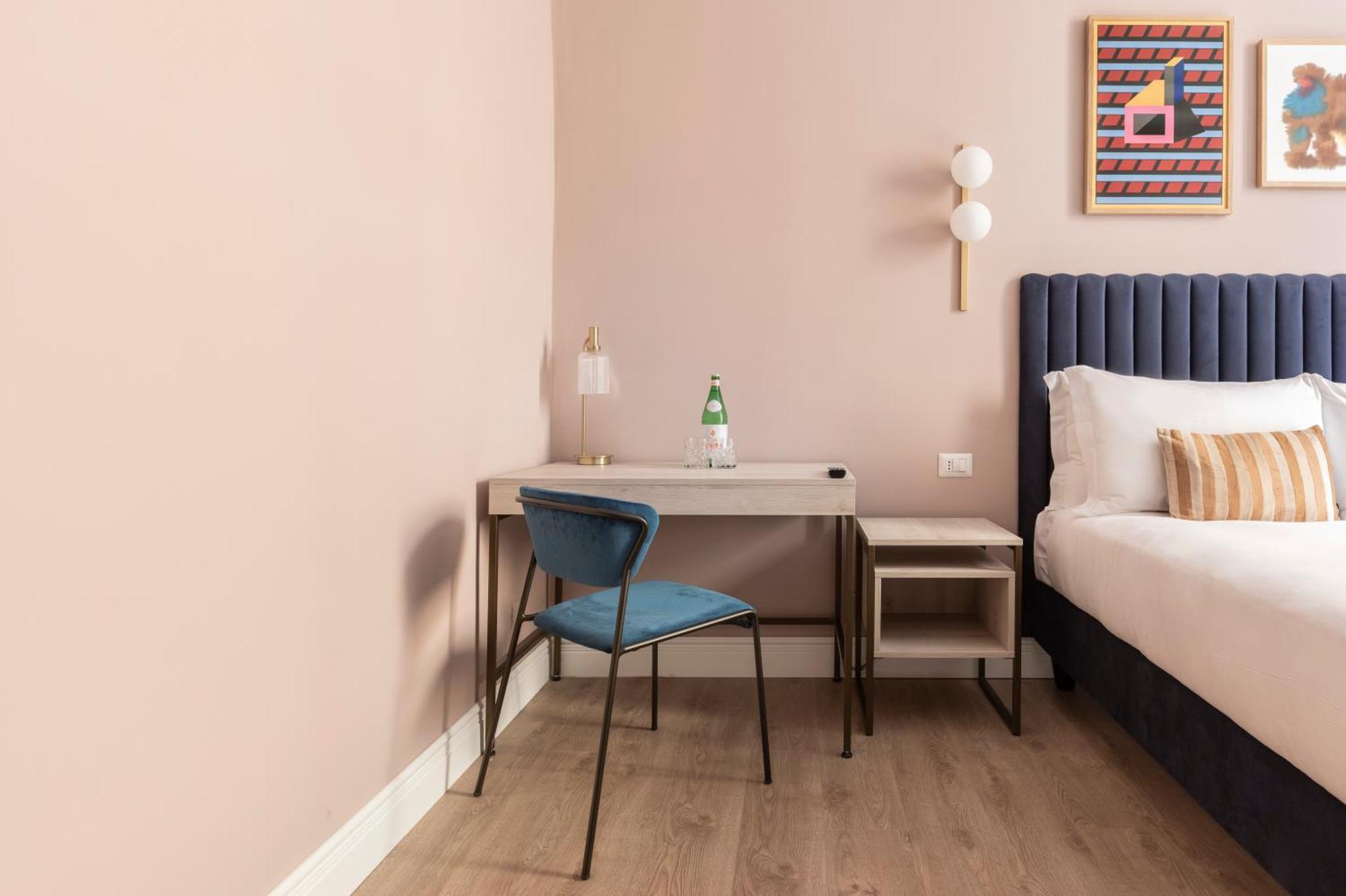 Medium Room Extra Single Bed
