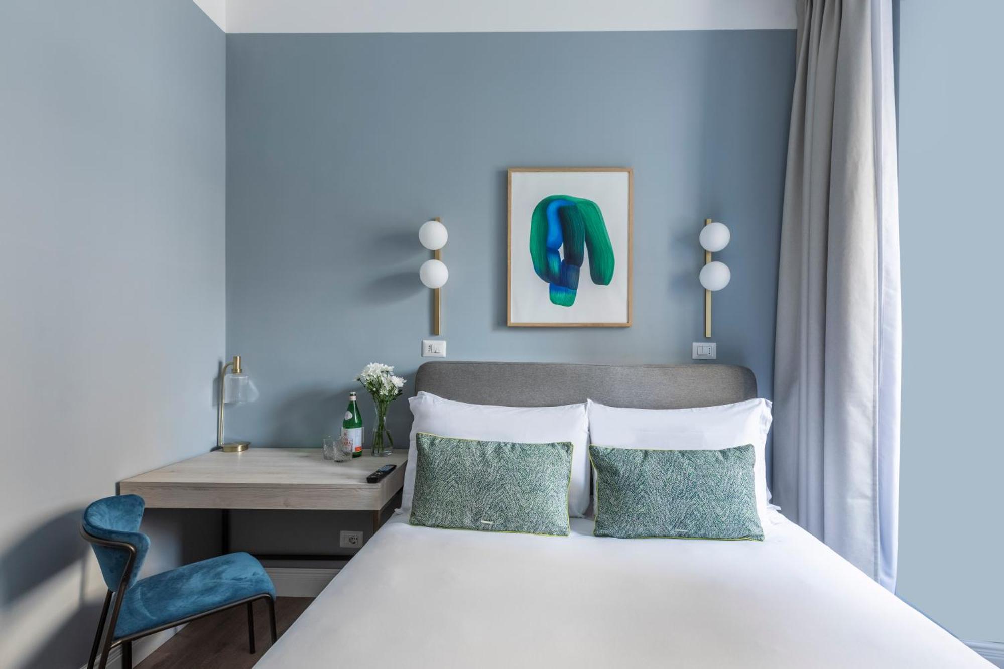 Medium Room