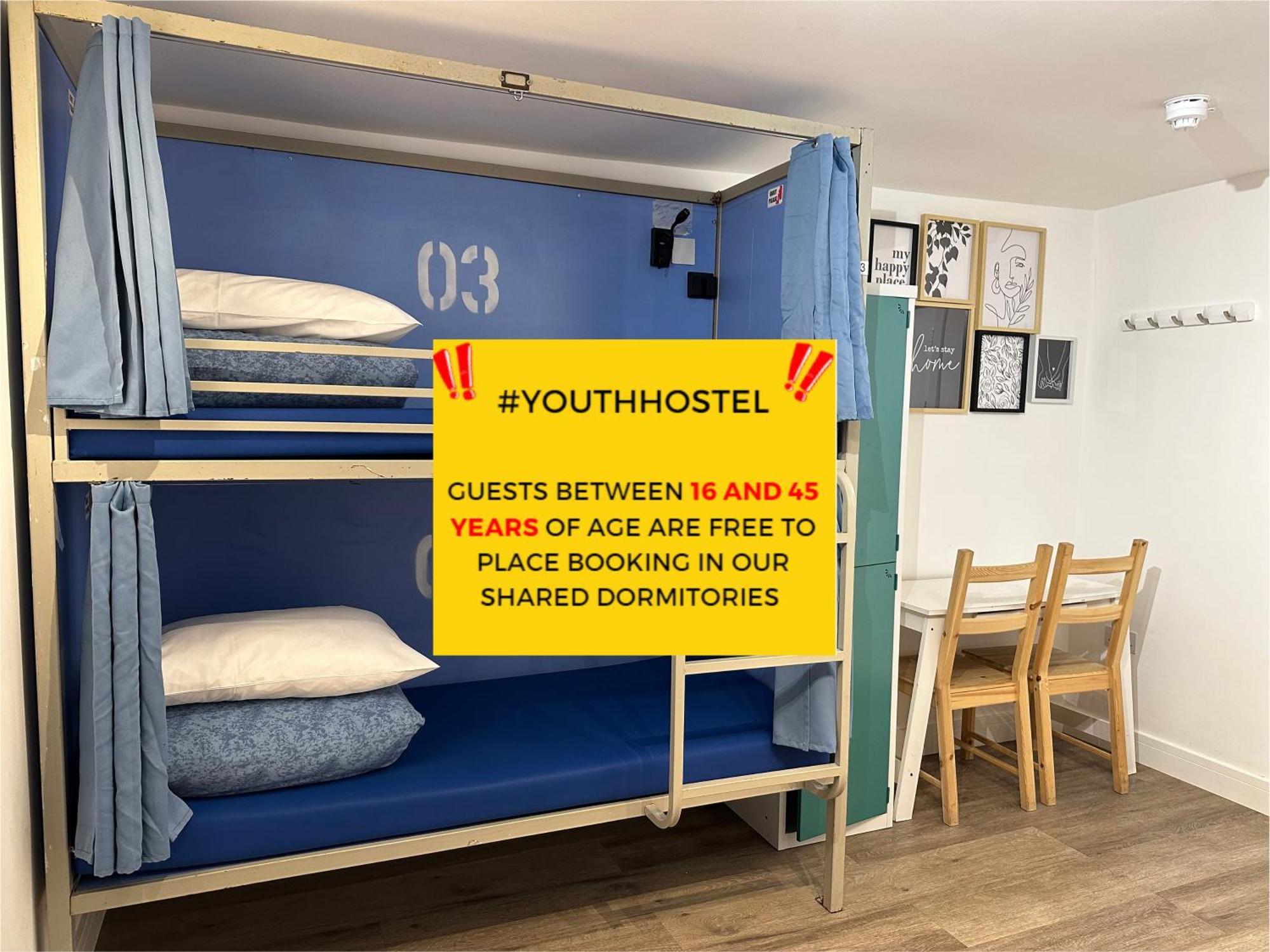 Bed 4-Bed Mixed Dormitory Room 18-45 Years