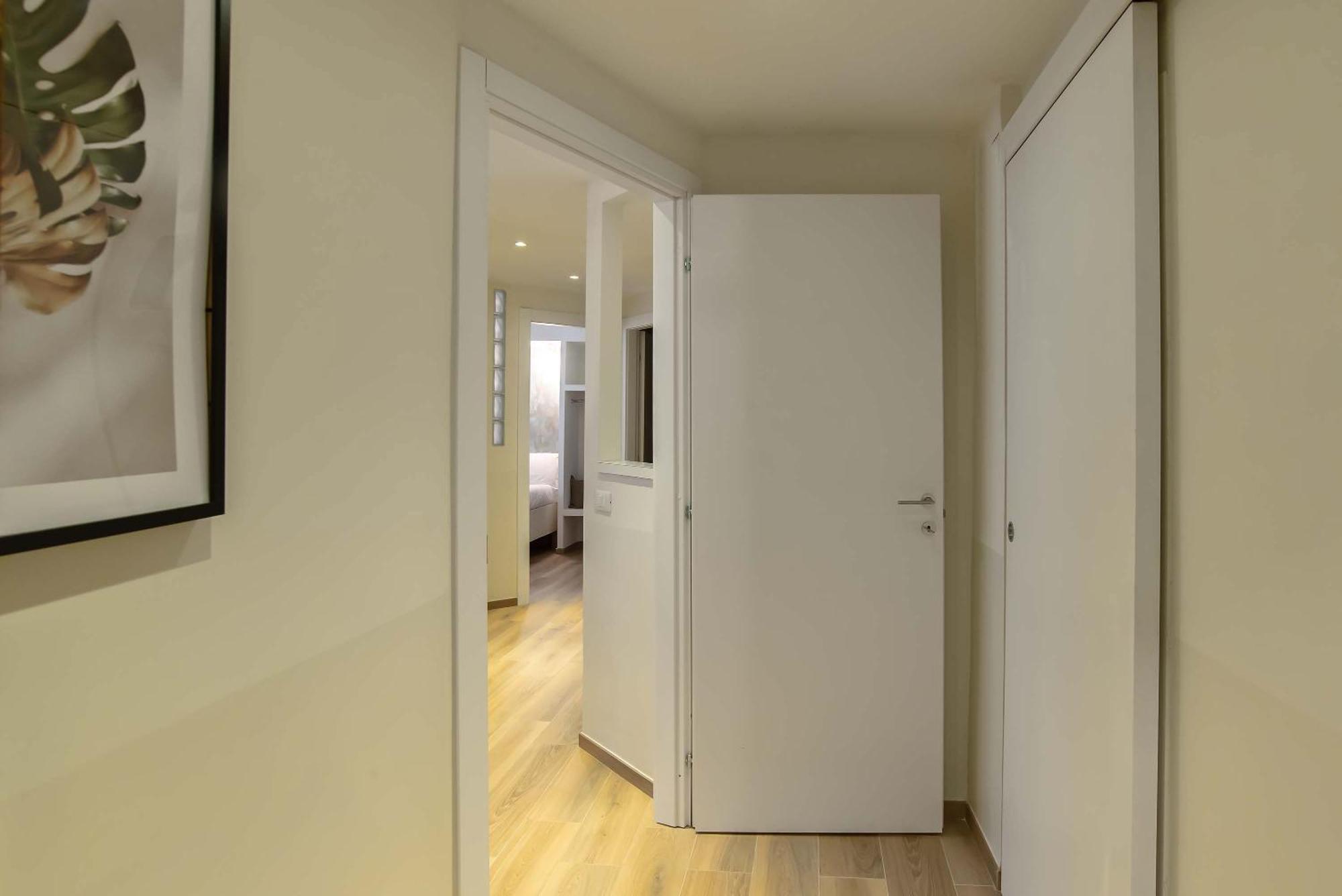 Suite - Edificio separato in Via della Giuliana 18.