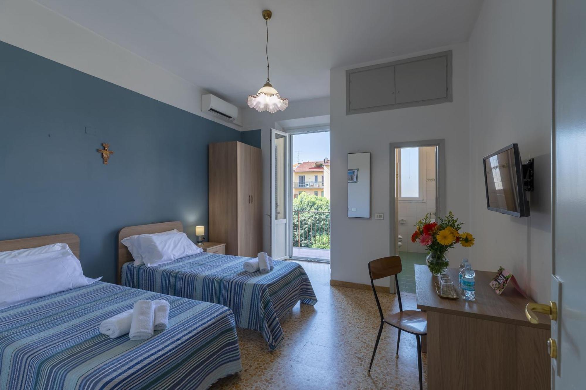 Double or Twin Room Balcony