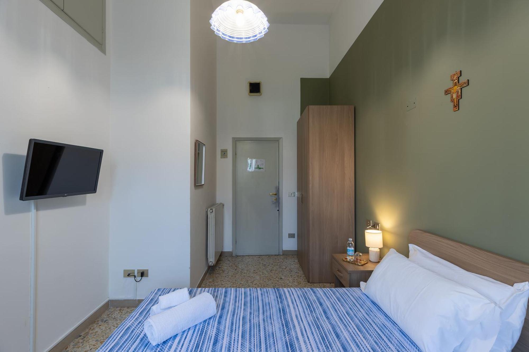 Single Room Balcony