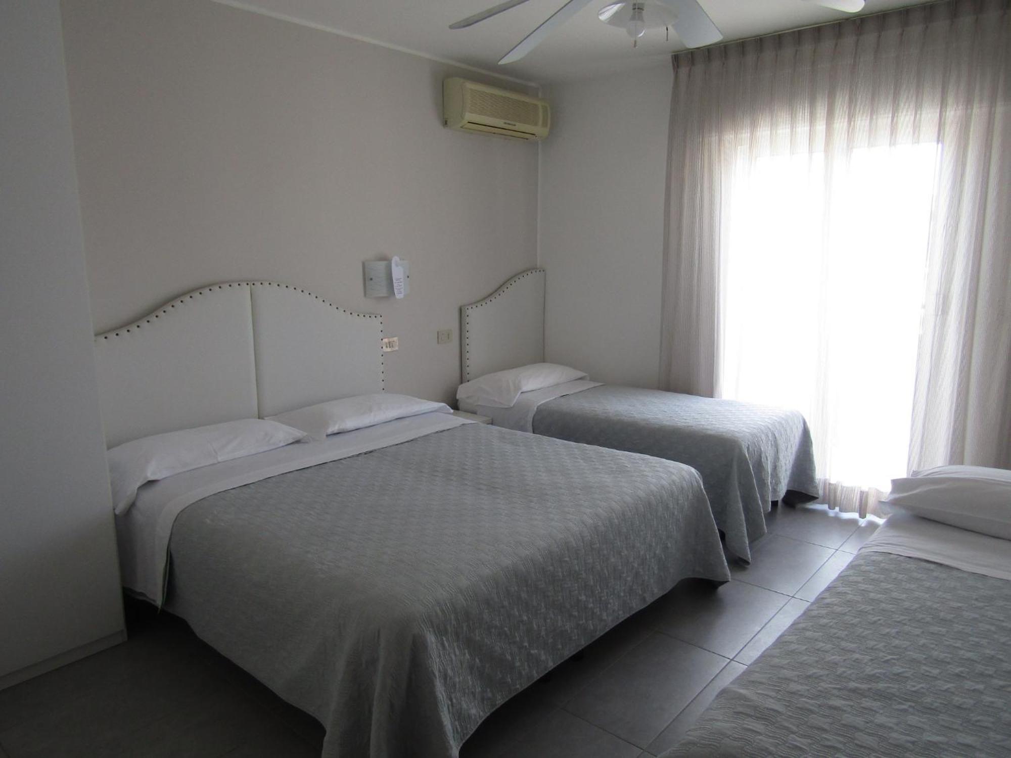 Quadruple Room,1559326027:JPEG